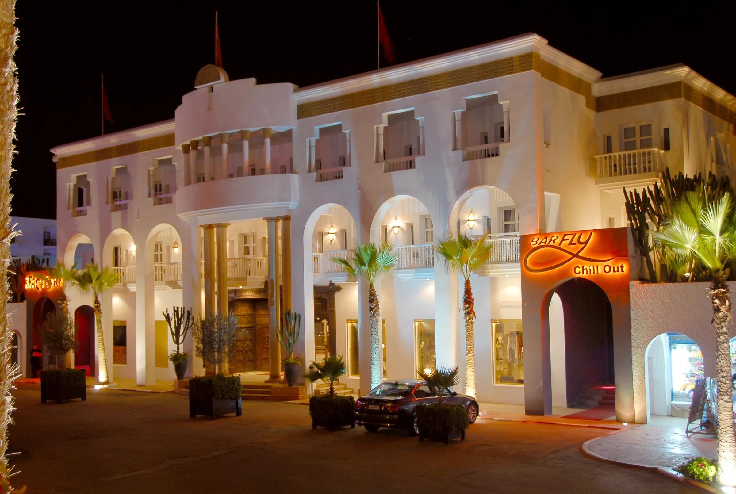 Royal Decameron Tafoukt Beach Hotel – Gevel bij avond, Agadir