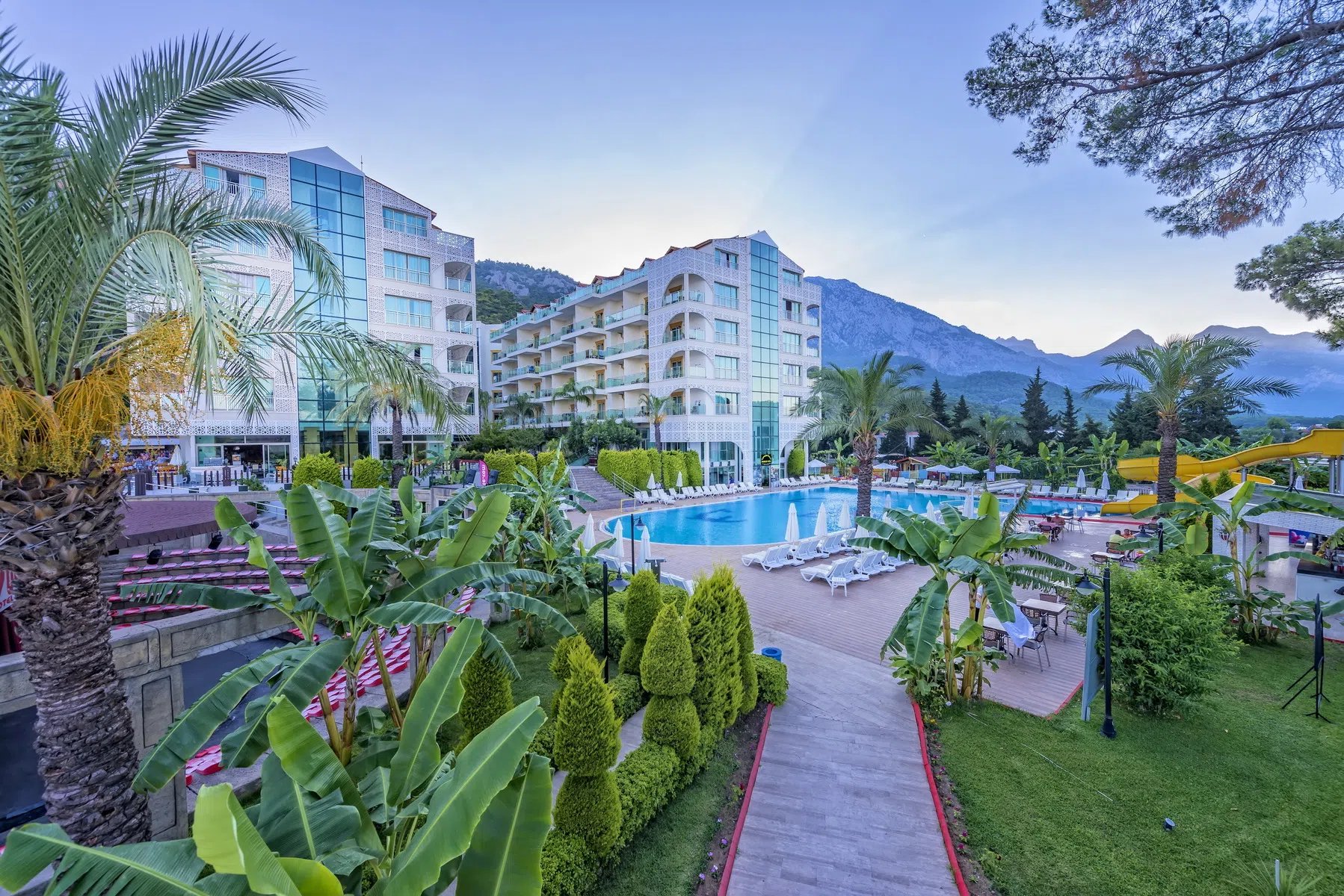 Hotel Grand Ring – Tuin met zwembad, Beldibi