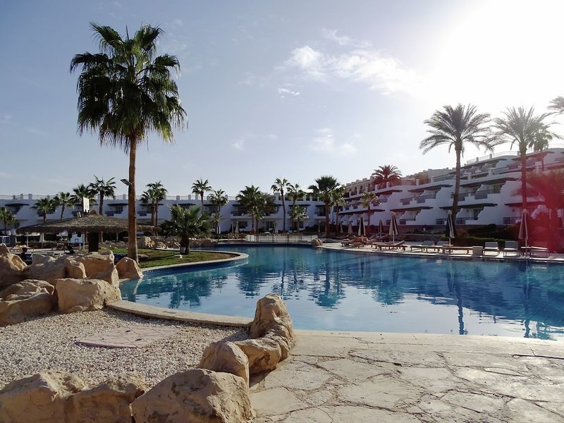 Safir Sharm Waterfalls – Zwembad bij hotel, Sharm el Sheikh