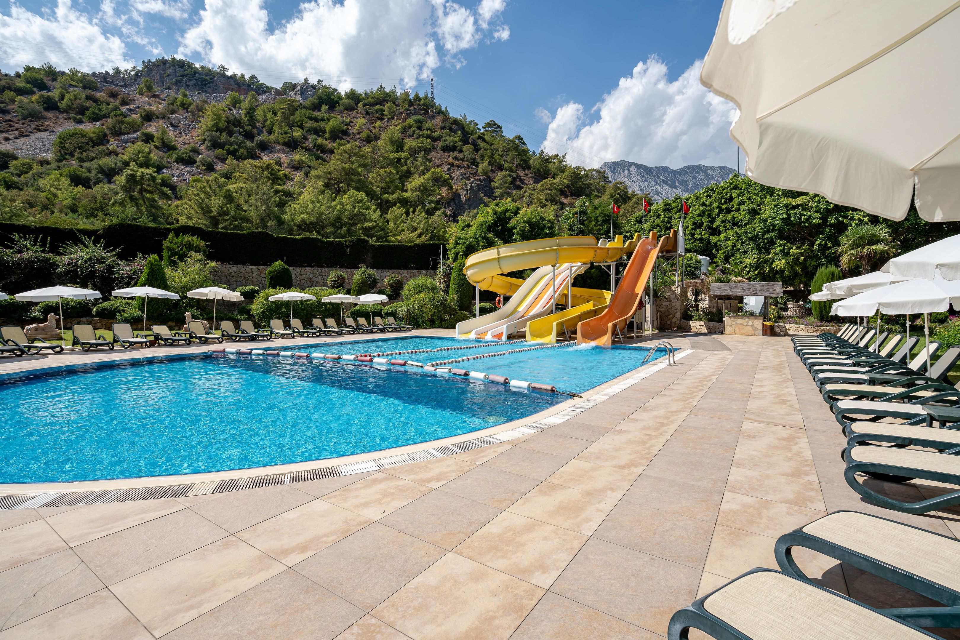Sunland Resort Hotel Beldibi – Zwembad met glijbanen, Beldibi