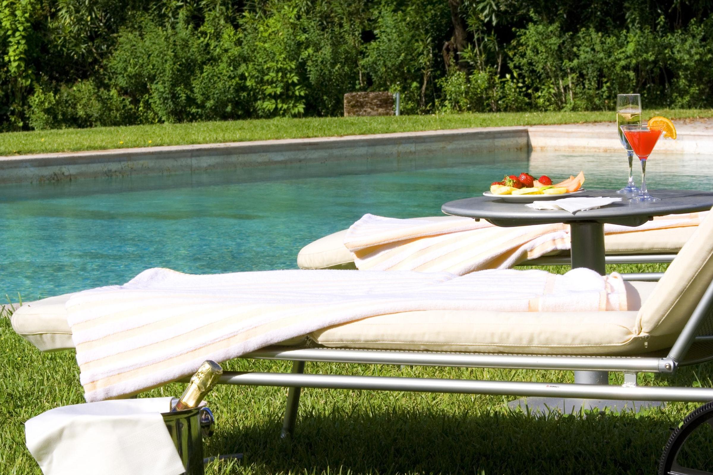 Relais della Rovere – Zwembad met ligbedden, Colle di Val d'Elsa