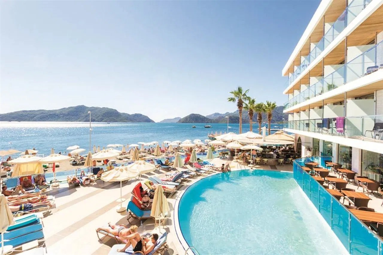 Hotel Marbella – Zwembad aan strand met zee, Marmaris