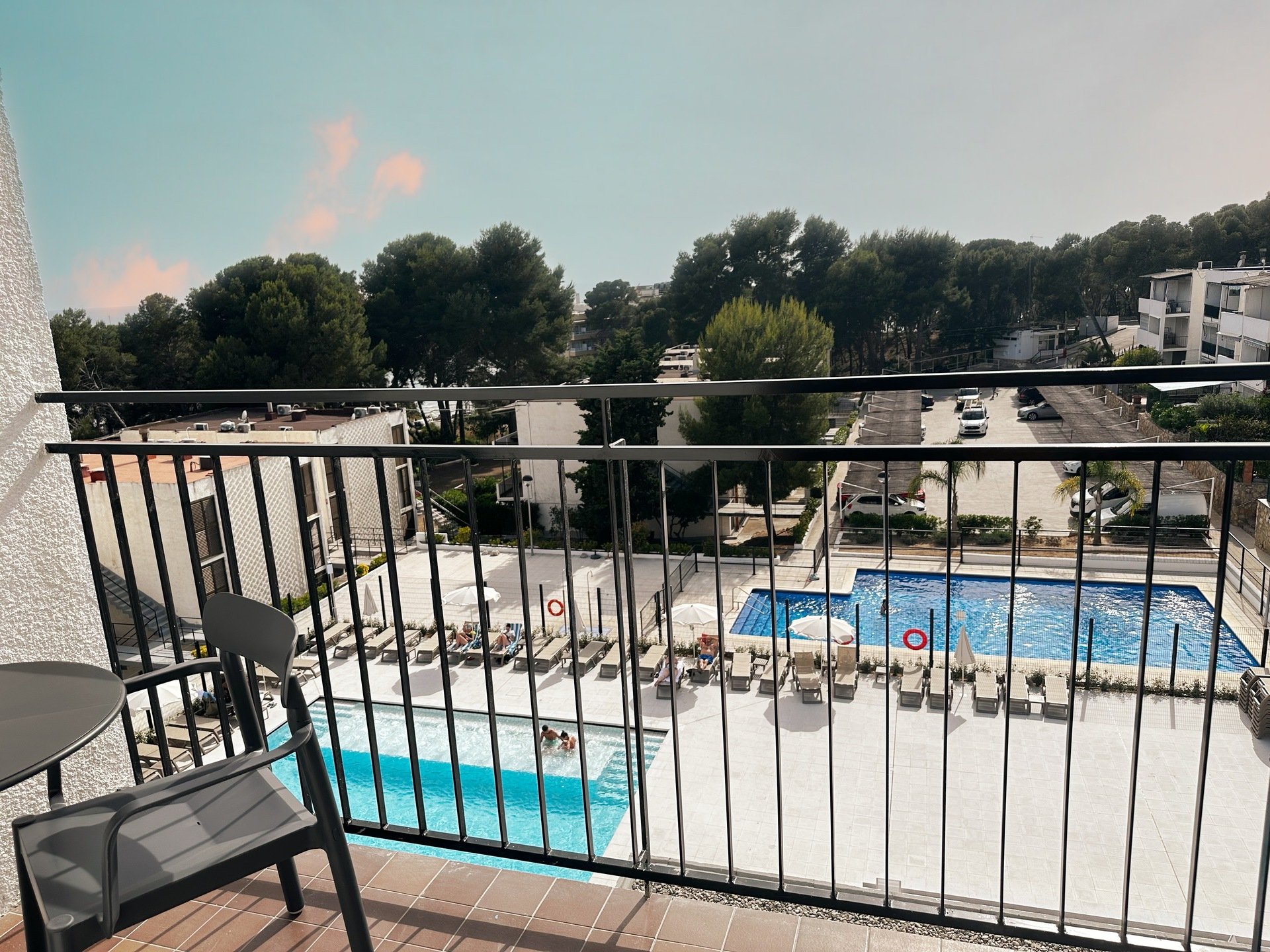 SunClub CalaVinya – Balkon met zwembadzicht, Salou