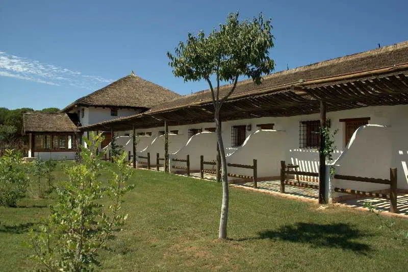 Hotel Ardea Purpurea – Bungalows met rieten dak, Villamanrique de la Condesa