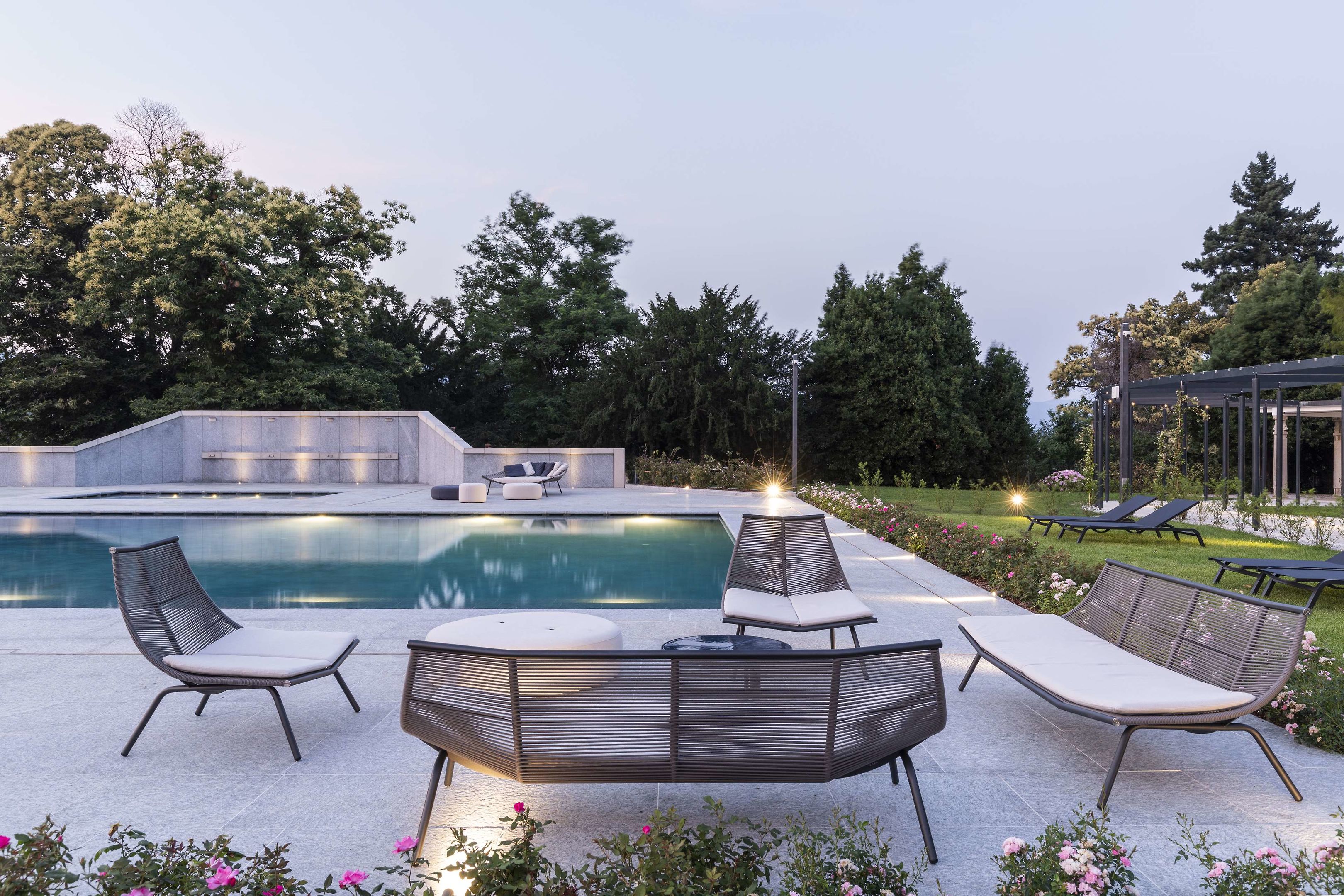 Palace Grand Hotel Varese – Zwembad met loungebanken, Varese