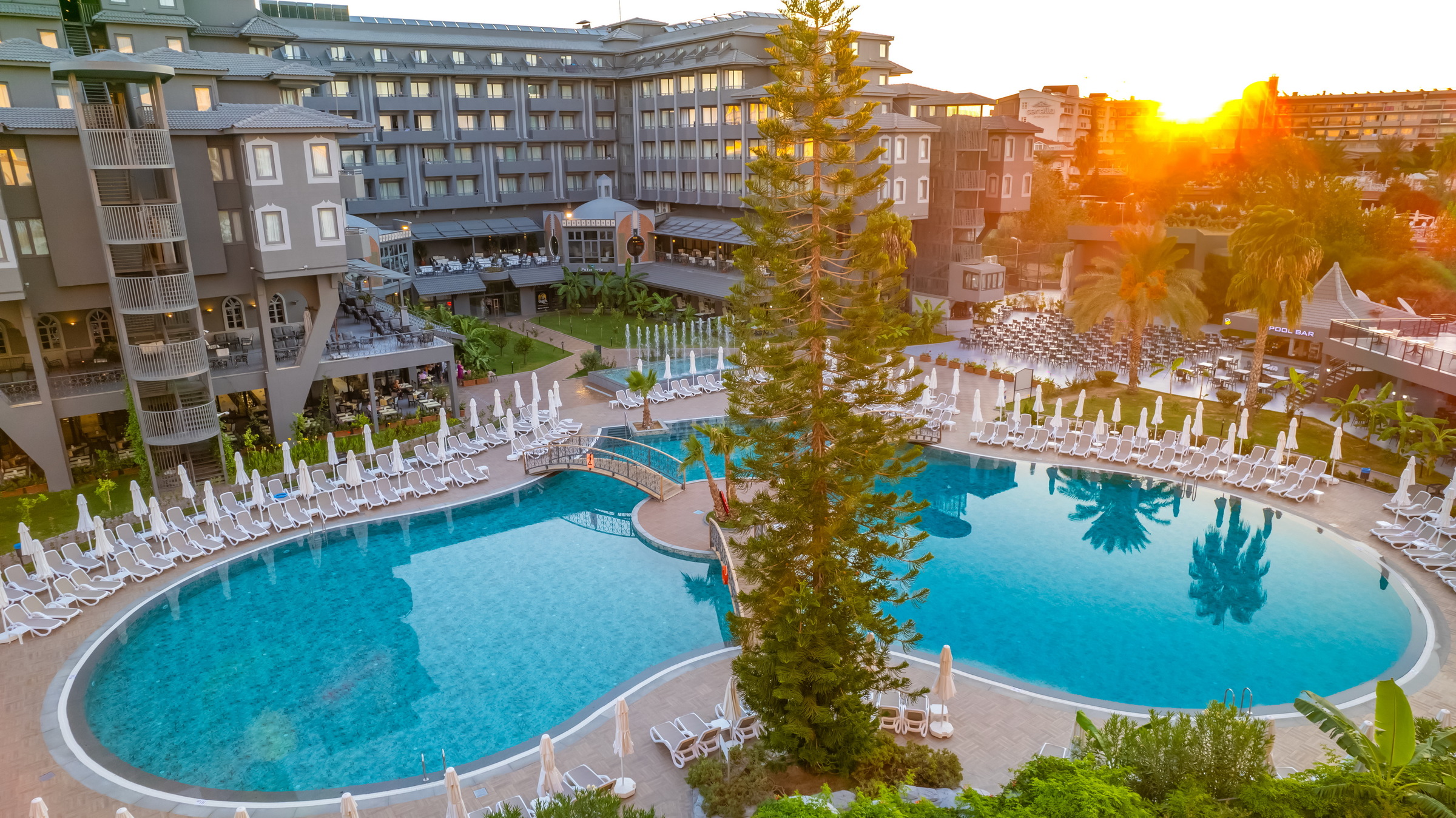 Hotel Nova Park – Zwembad bij zonsondergang, Side