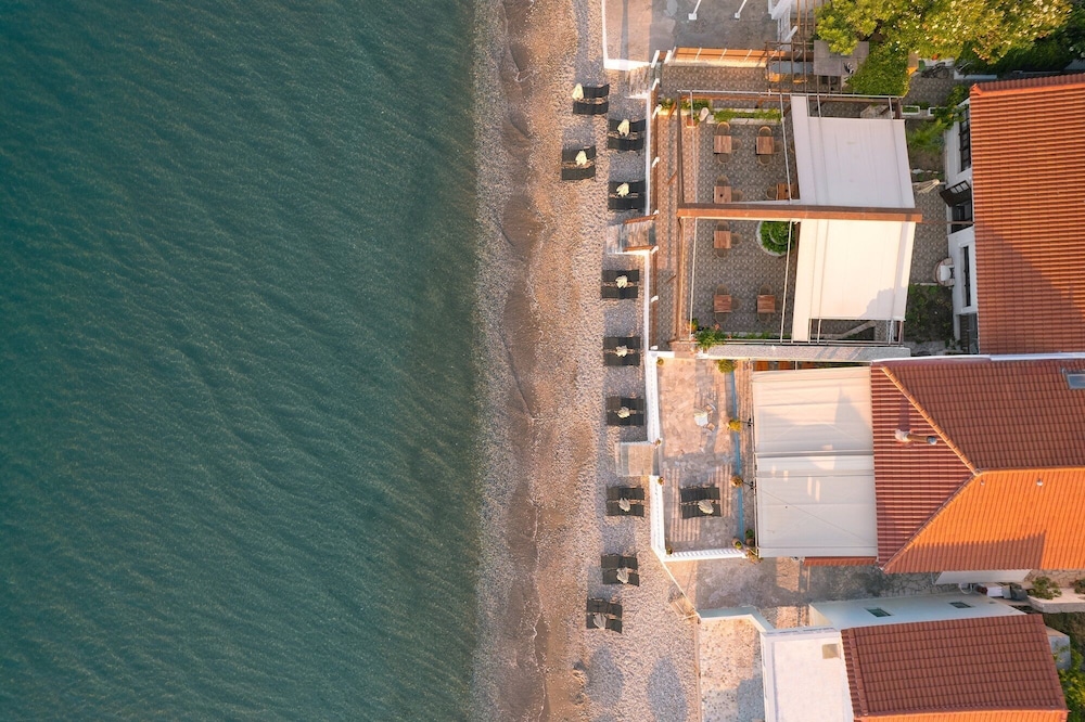 Potokaki Beachfront Hotel – Strand van boven, Pythagorion