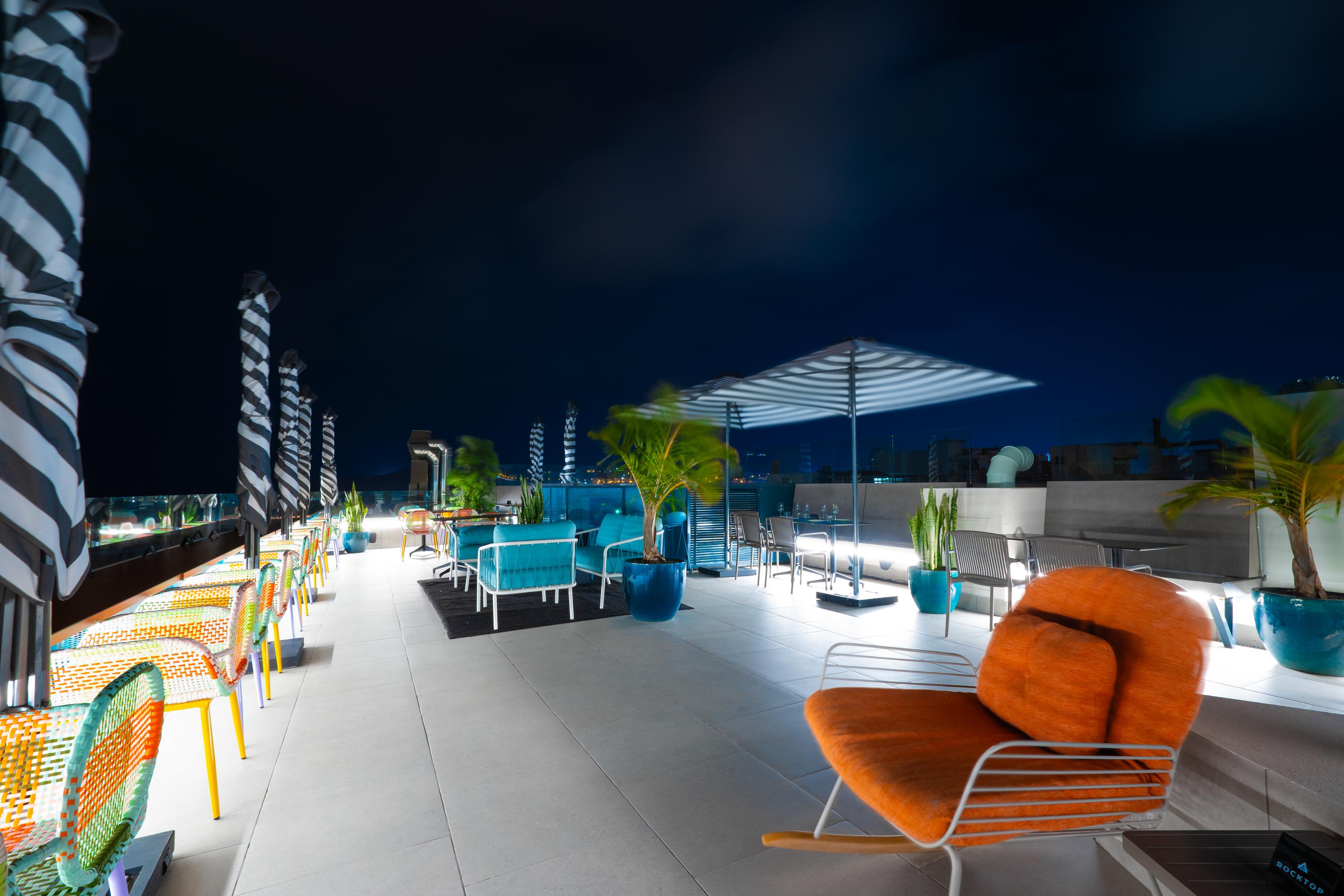 Occidental Las Canteras – Dakterras bij avond, Las Palmas