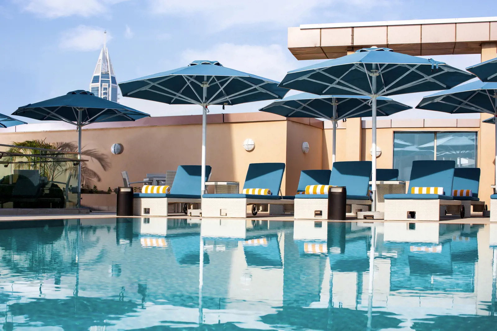 Pullman Dubai Jumeirah Lakes Towers - Hotel & Residence cover
