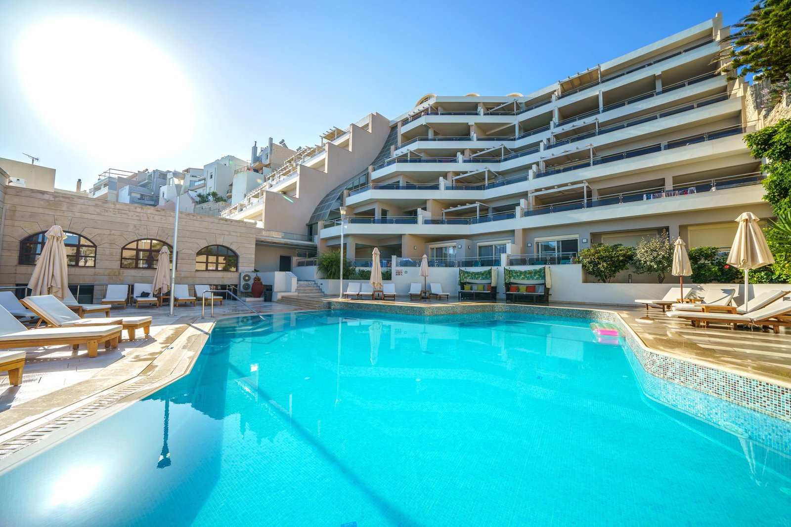 Macaris Suites & Spa – Zwembad met hotel, Rethymnon