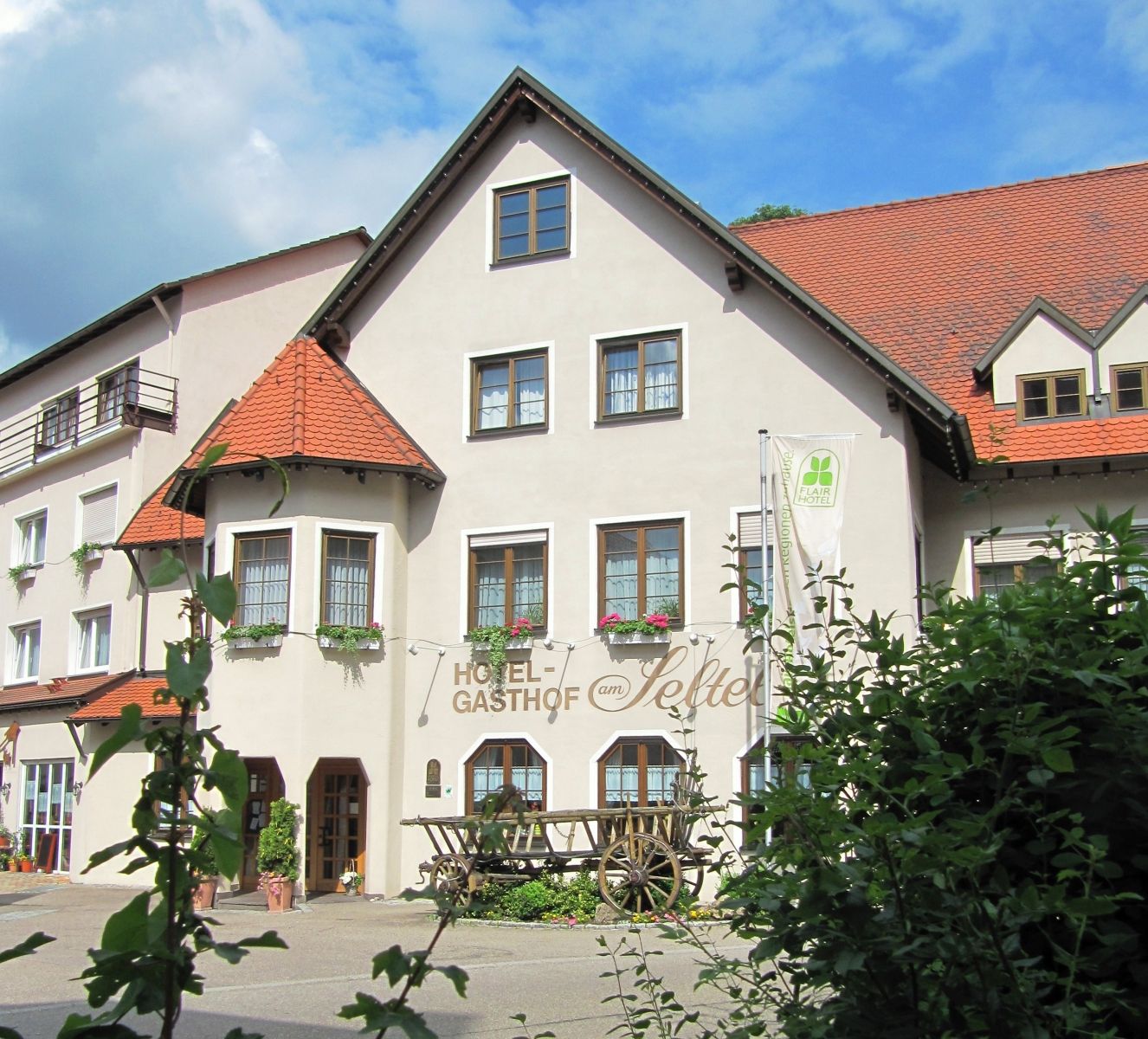 Hotel-Gasthof am Selteltor cover