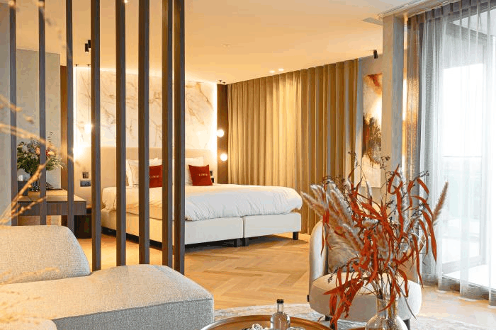 The Cornr Hotel