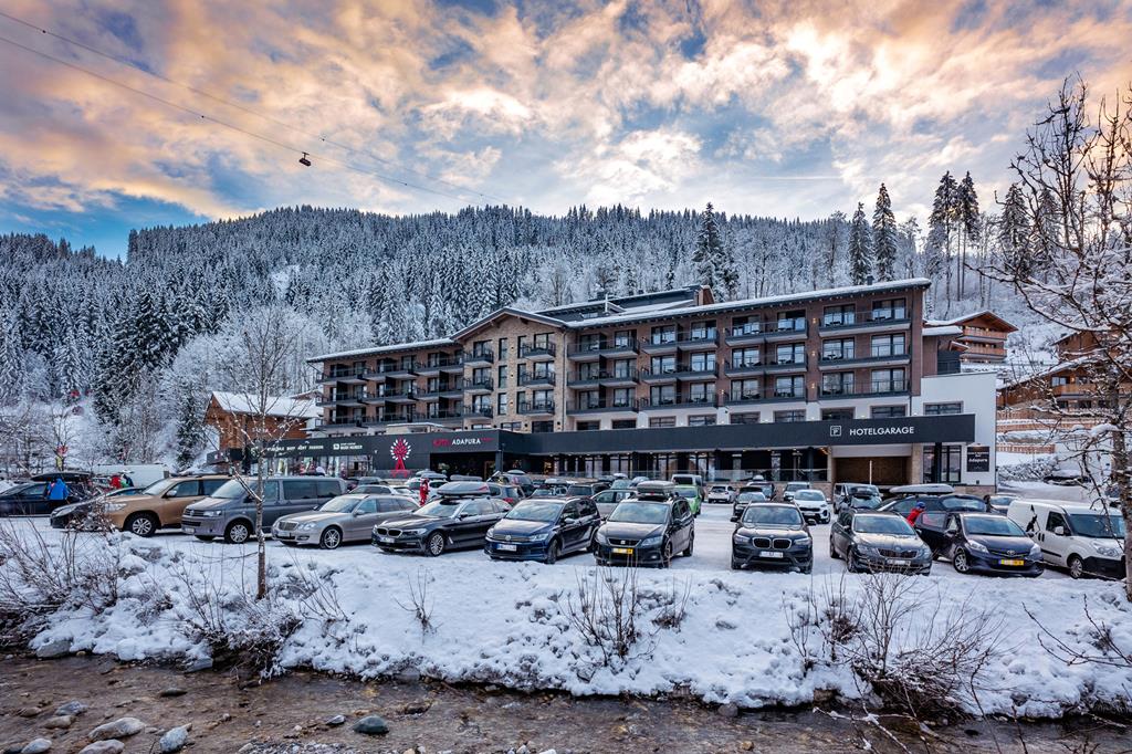 Adapura – Hotel in de sneeuw, Wagrain