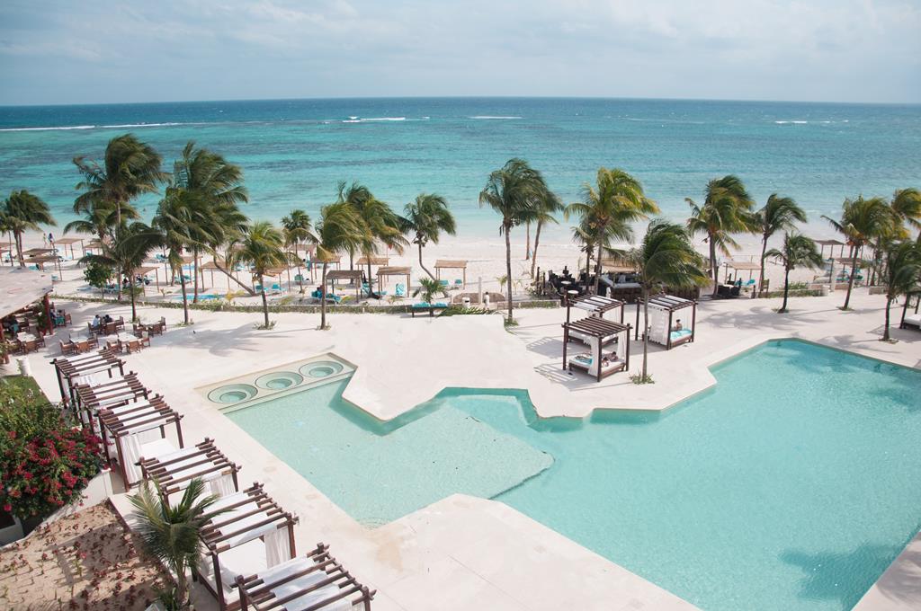 Akumal Bay Beach & Wellness Resort – Zwembad en strand, Akumal