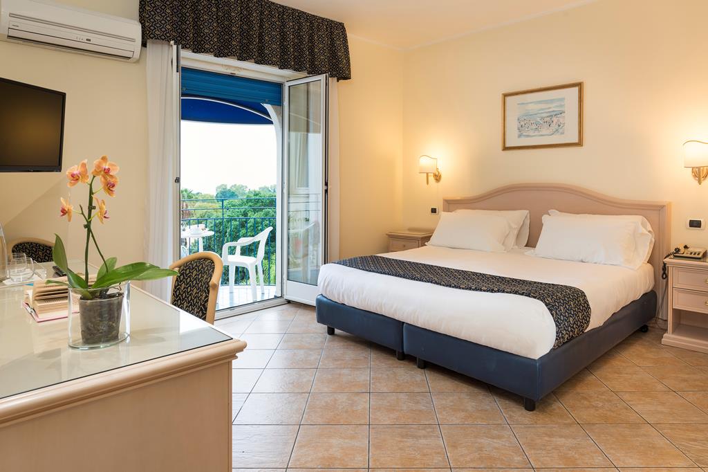 S'Alphio Garden Hotel & Spa – Kamer met balkon, Giardini Naxos