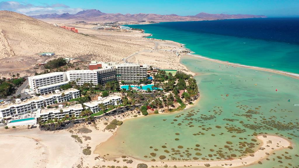 Paradisus by Melia Fuerteventura – Resort aan turquoise lagune, Costa Calma