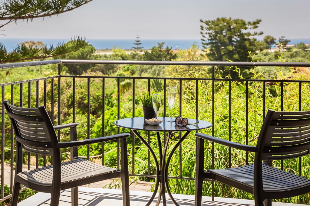Astra Village – Balkon met uitzicht, Svoronata