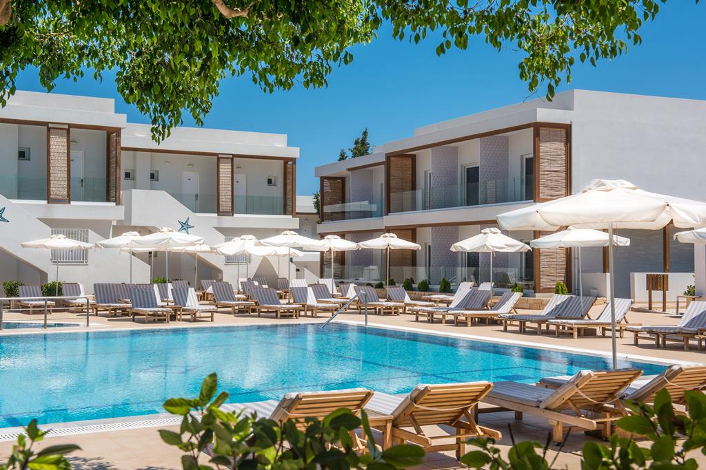 Aelius Hotel & Spa and Sensus Hotel – Zwembad met parasols, Gouves