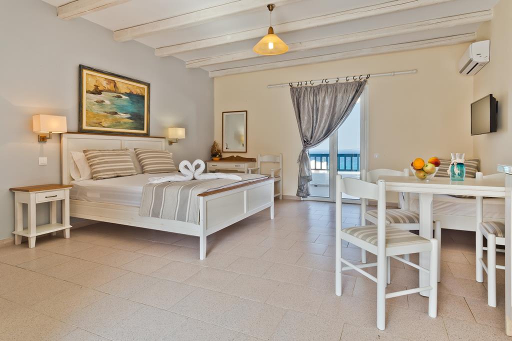 Popi Studios – Slaapkamer, Arkasa
