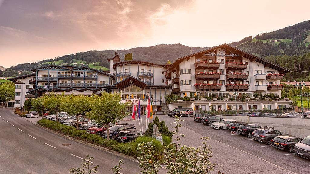 Wohlfuhlhotel Schiestl – Hotel in dal, Fügen