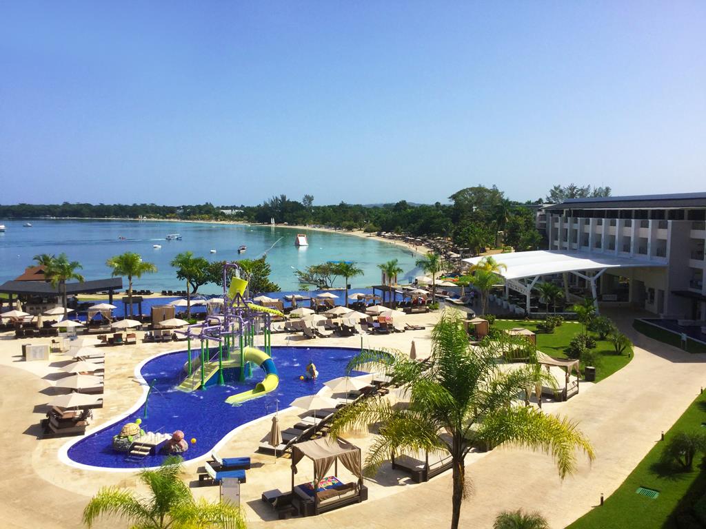 Royalton Negril – Zwembad met zeezicht, Negril