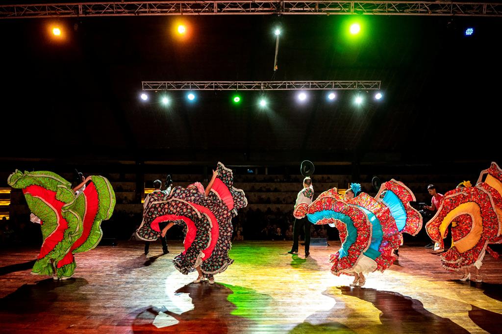 Grand Sirenis Riviera Maya Resort & Spa – Dansshow, Akumal
