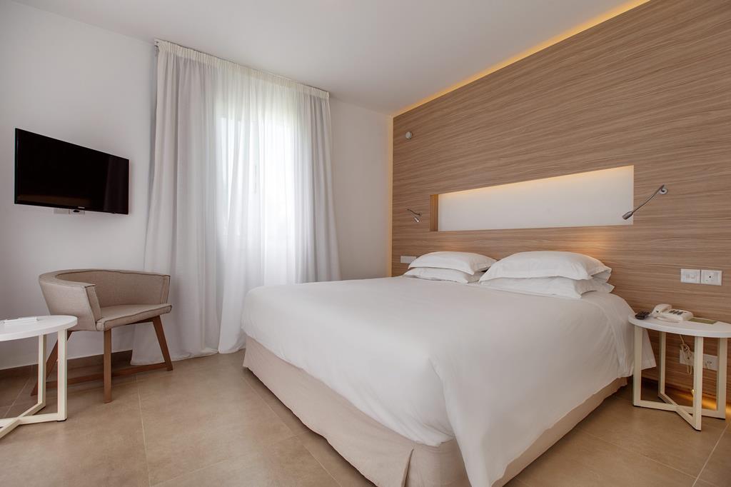 TUI TIME TO SMILE Aliathon Village – Slaapkamer, Paphos