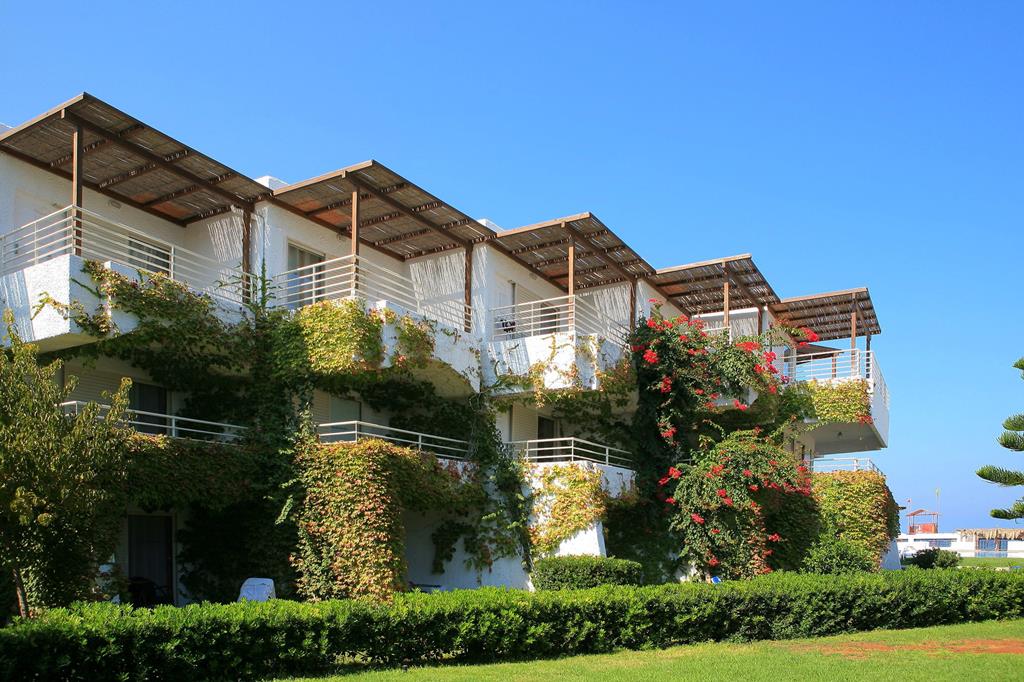 Apollonia Beach Resort & Spa – Gevel met bloemen, Amoudara