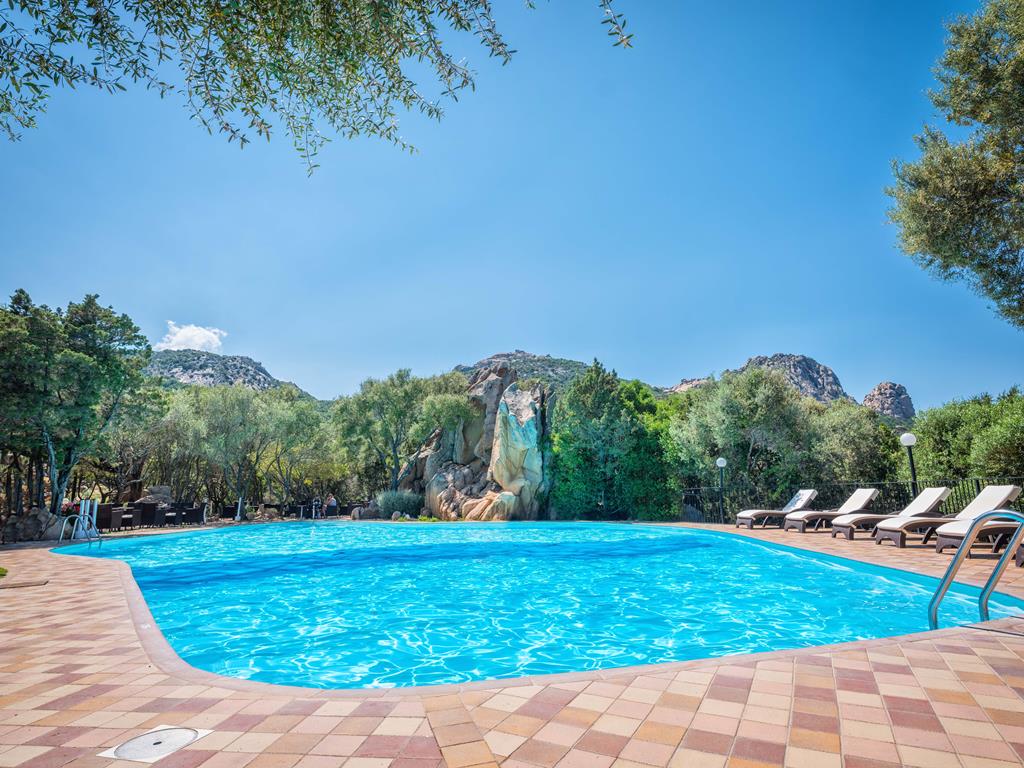 Rocce Sarde – Zwembad met rotsen, San Pantaleo