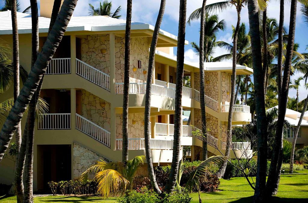 SPLASHWORLD Grand Sirenis Punta Cana – Gebouw tussen palmen, Uvero Alto