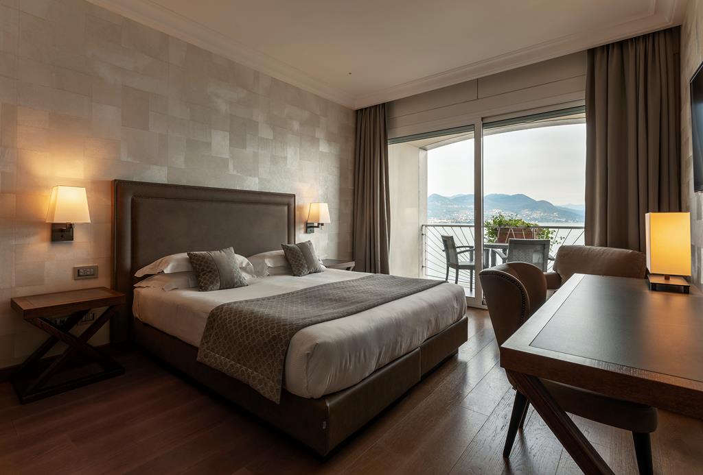 Hotel La Palma – Slaapkamer met balkon, Stresa