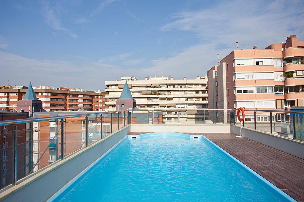 Ilunion Les Corts Spa – Dakterras met zwembad, Barcelona