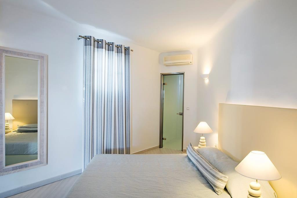 Aegean Plaza – Slaapkamer, Kamari
