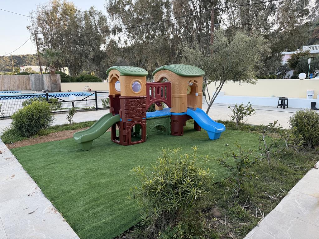 Ammos – Speeltuin, Pigadia
