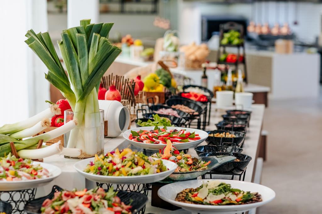 Imperial Island Resort – Buffet, Paphos