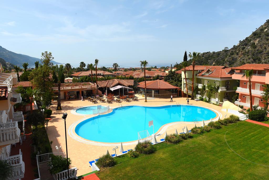 Hotel Turquoise – Zwembad in tuin, Ölüdeniz