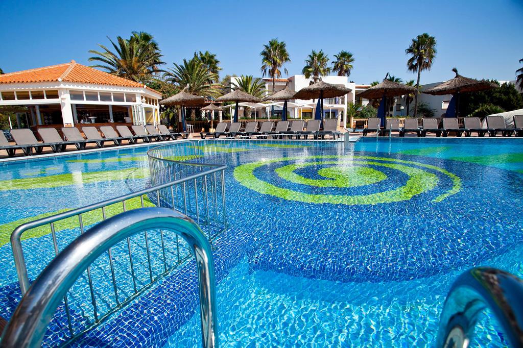 Insotel Formentera Playa – Zwembad met mozaïek, Playa Mitjorn