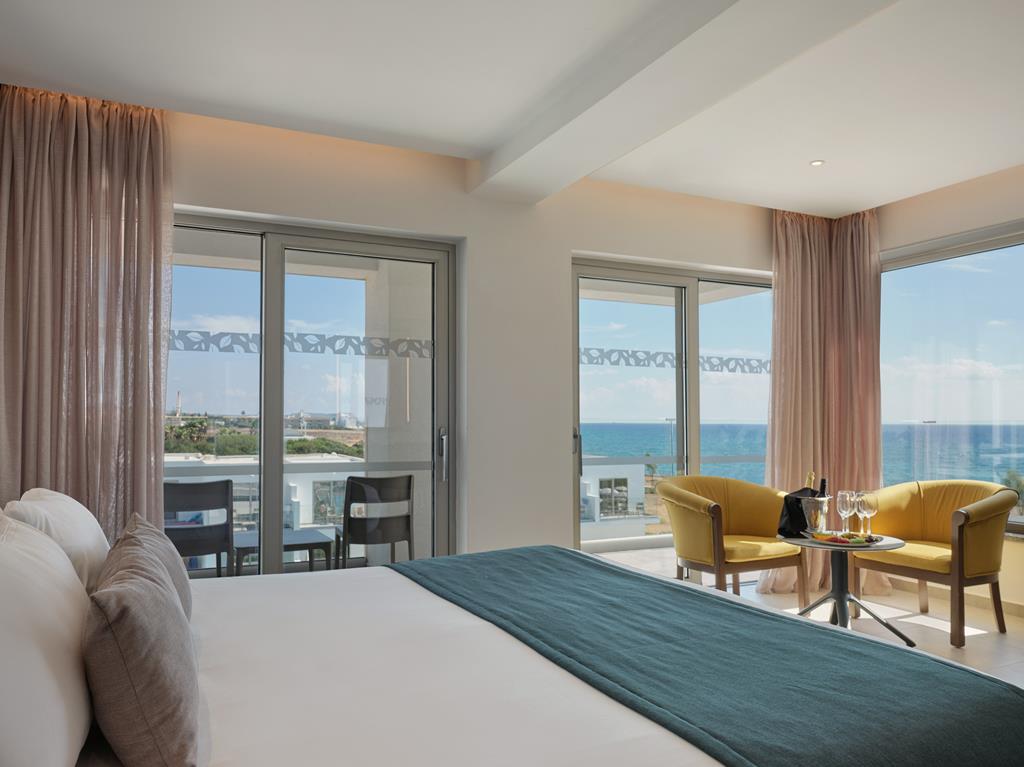TUI BLUE Atlantica Sungarden Park – Slaapkamer met zeezicht, Ayia Napa
