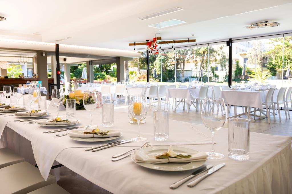 Matoula Beach – Restaurant, Trianta