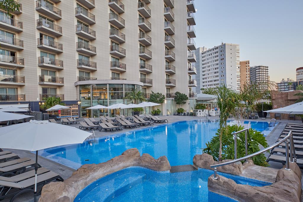 Sandos Monaco – Zwembad bij hotel, Benidorm