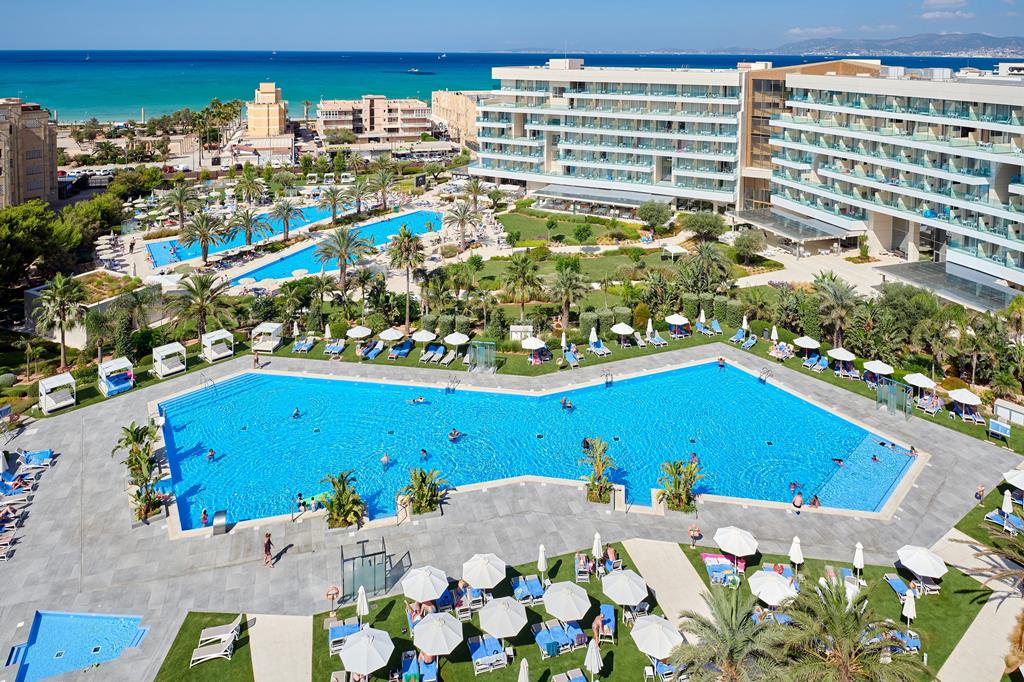 Hipotels Playa de Palma Palace – Overzicht resort met zwembaden, Playa de Palma