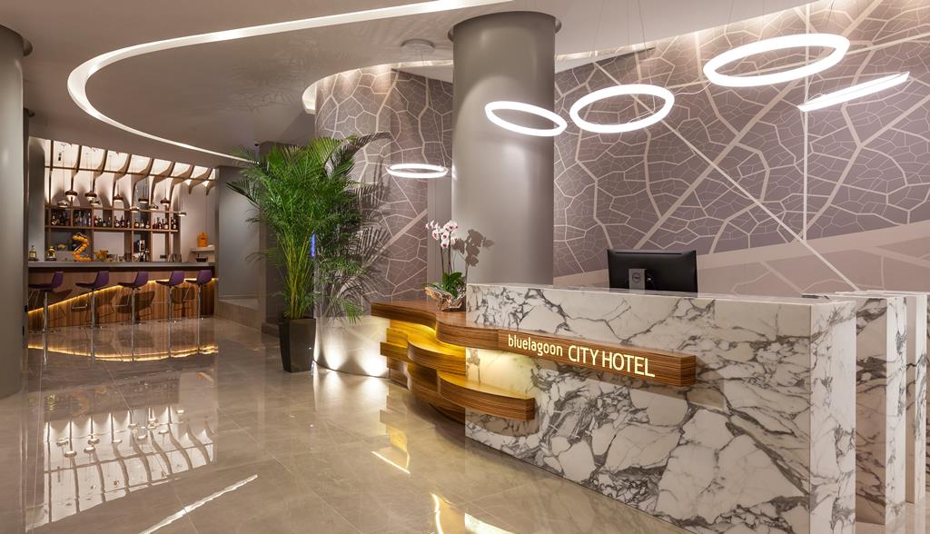Blue Lagoon City – Lobby, Kos stad