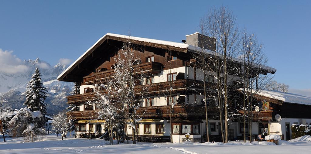 Kitzbühler Alpen – Gevel met bergen, Oberndorf in Tirol
