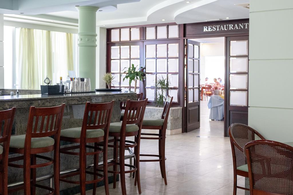 Sirene Beach – Bar, Ixia