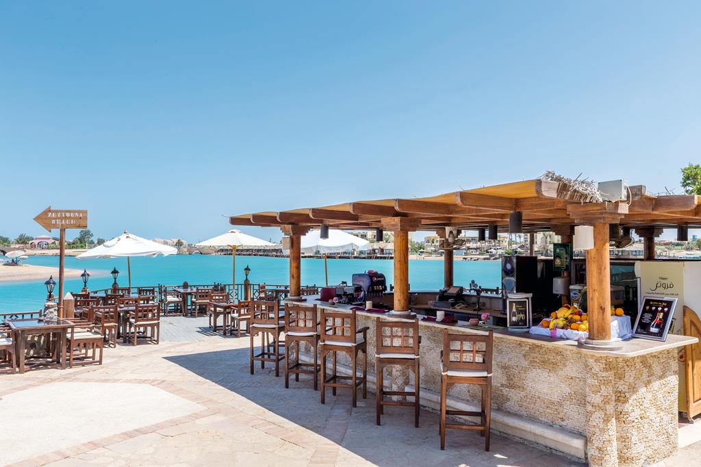 Sultan Bey Resort – Strandbar, El Gouna
