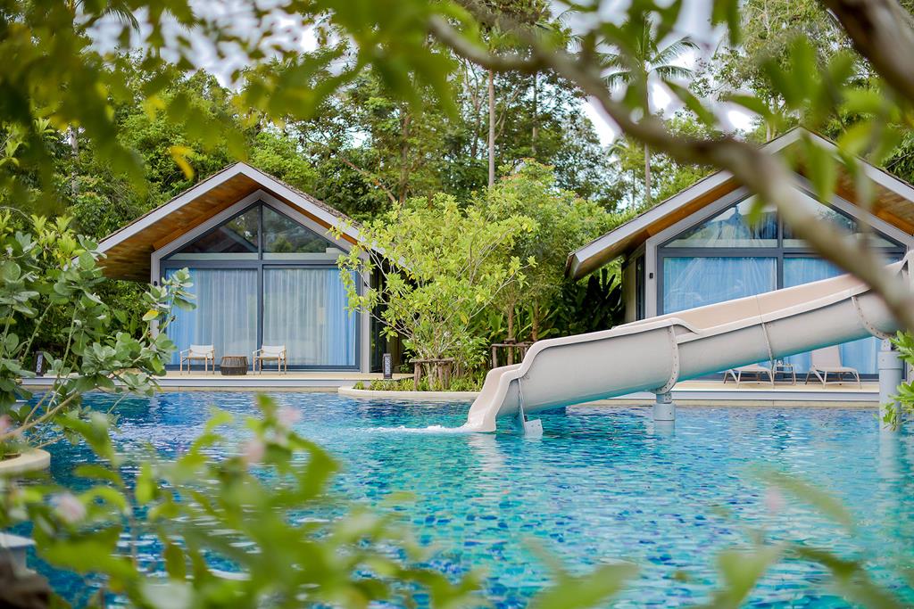 Island Escape by Burasari – Zwembad met glijbaan, Koh Maphrao