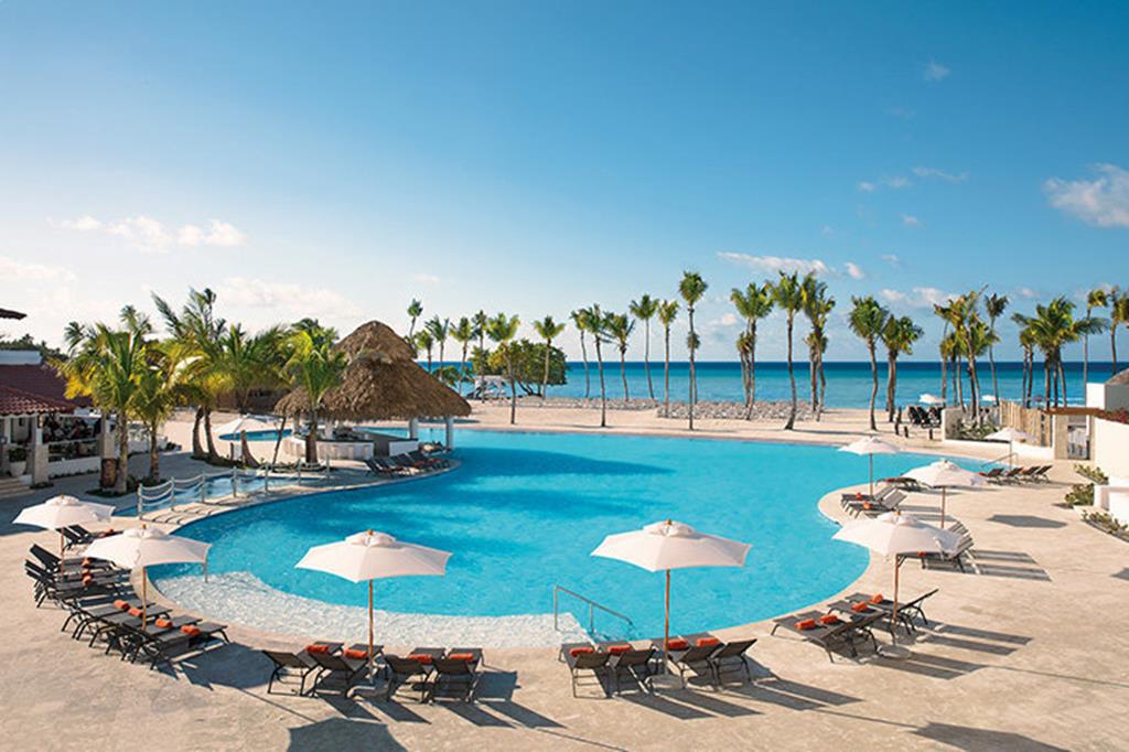 Dreams Dominicus La Romana – Zwembad met palmen, Bayahibe