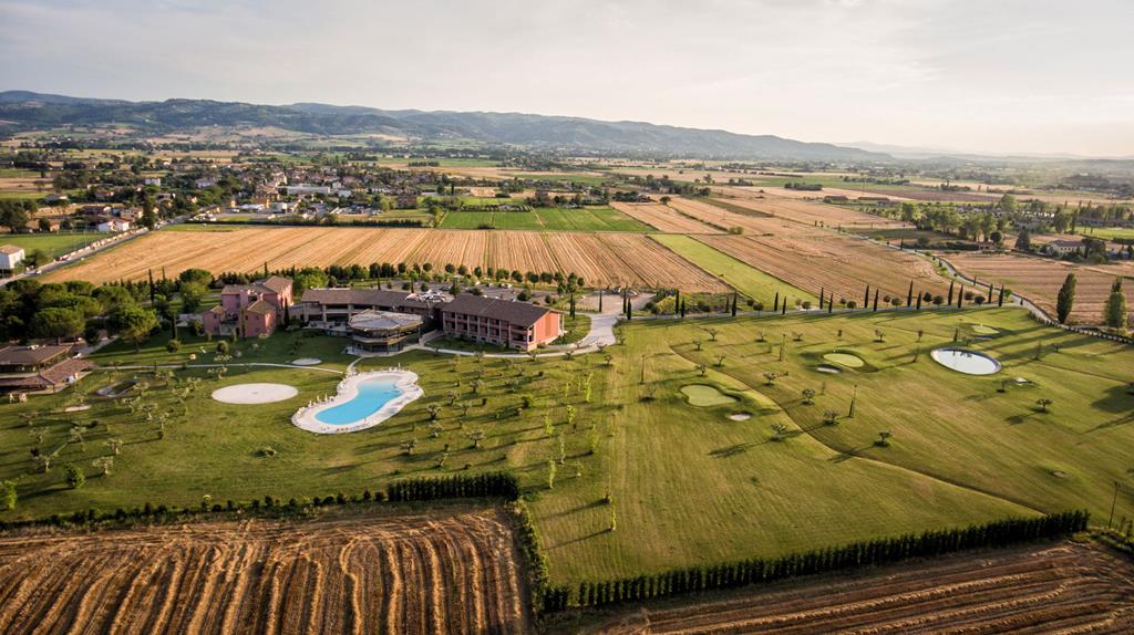 Hotel Valle di Assisi Resort – Resort tussen velden, Santa Maria degli Angeli