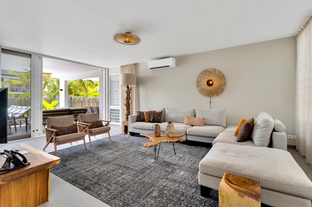 Delfins Beach Resort Bonaire Tapestry by Hilton – Woonkamer, Kralendijk