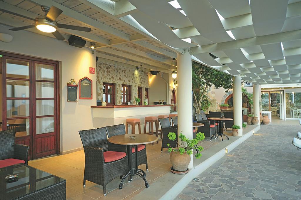 Stefanos Village – Terras met bar, Plakias